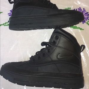Nike Boots